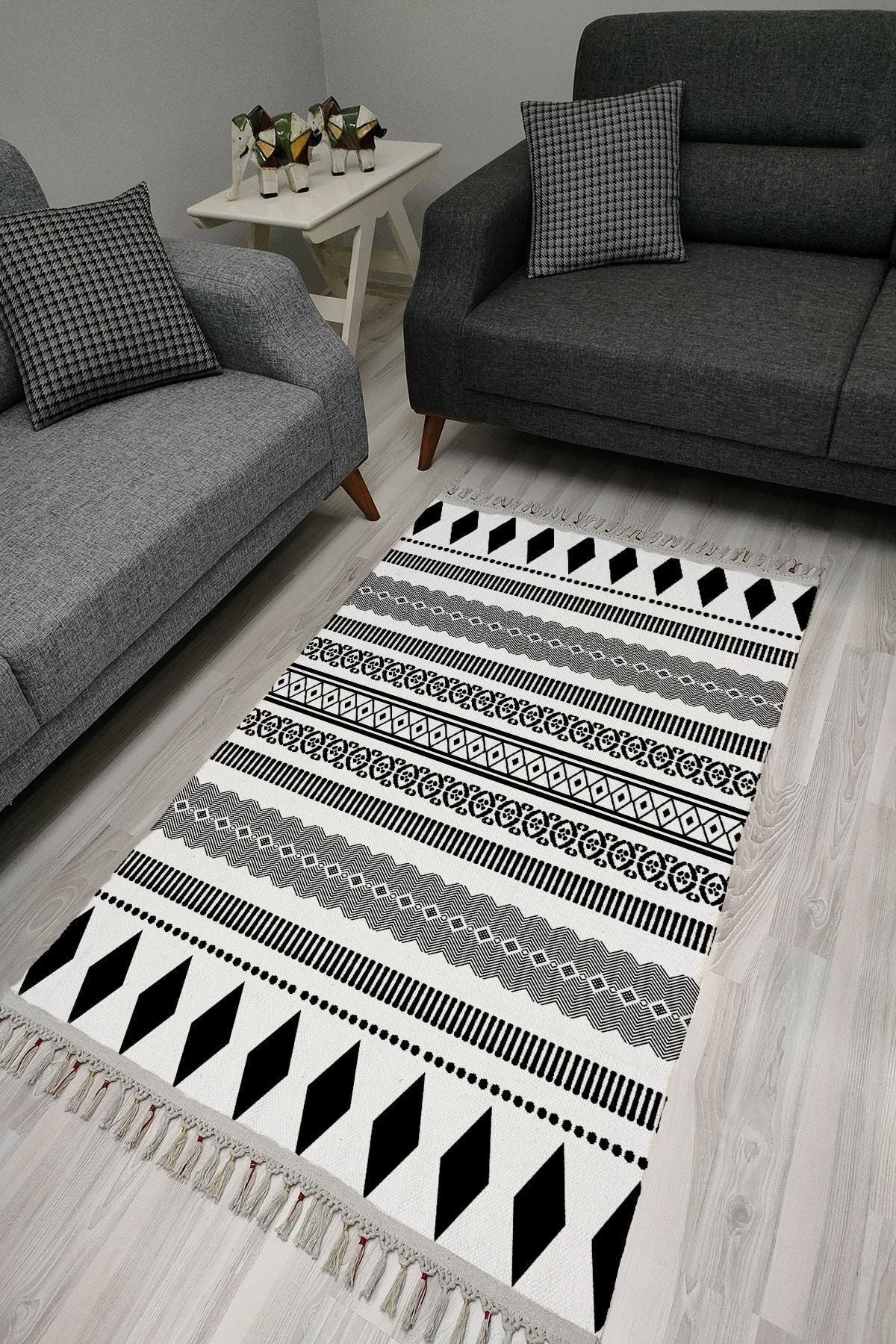 Cotton Serisi Beyaz Siyah Iskandinav Eskitme Desenli Dekoratif Dokuma Taban Kilim