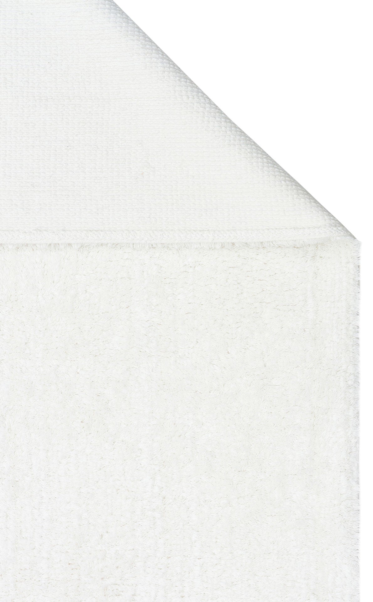 COTTON BOON CBN PLAIN WHITE yıkanabilir kaymaz tabanlı doğal pamuk bebek halısının detaylı görünümü, geri dönüştürülmüş pamuk kullanılarak estetik tasarımıyla dikkat çekiyor.