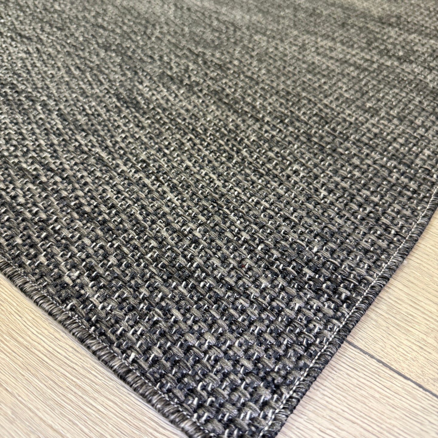 Halı Vagonu JS9901 Gri Antasit Tonlarında Jüt Sisal Halı - Kaymaz ve Dayanıklı, Hav Yapmaz