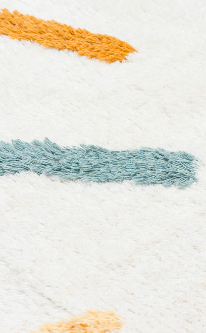 COTTON BOON XW CBN 03 MULTY XW, 15 mm hav yüksekliğiyle konforlu bir yüzey sunan yıkanabilir bebek halısı.