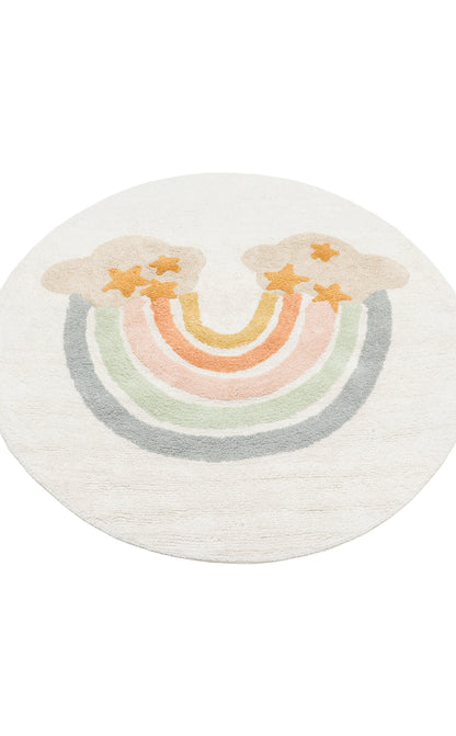 COTTON BOON XXW CBN 07 MULTY XXW doğal renkteki bebek halısı, ev dekorasyonuna uyum sağlayacak minimalist bir tasarıma sahip.