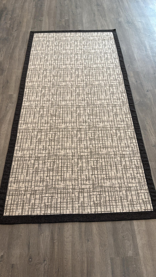 120 x 250 Kumaş Bordürlü Leke Tutmaz Kaymaz Taban Özel Tasarım Halı